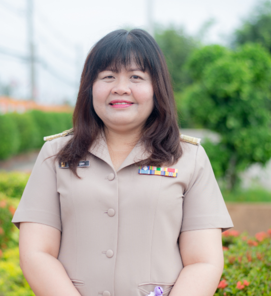 นางสาวไพเราะ มูลลา